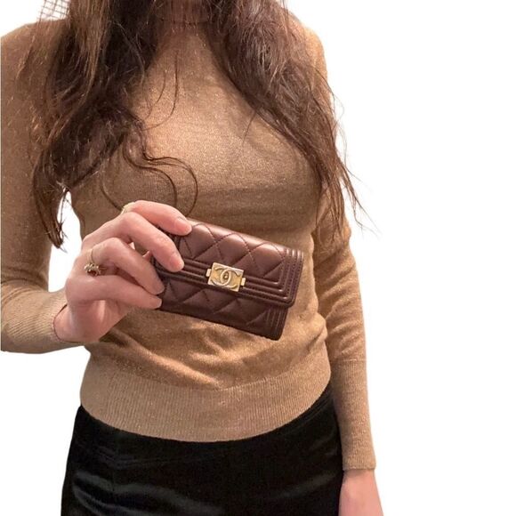 Chanel Boy Wallet - Picture 4 of 10